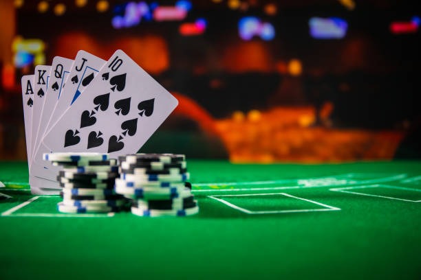Live baccarat dealer streaming to mobile phone on ngawi platform